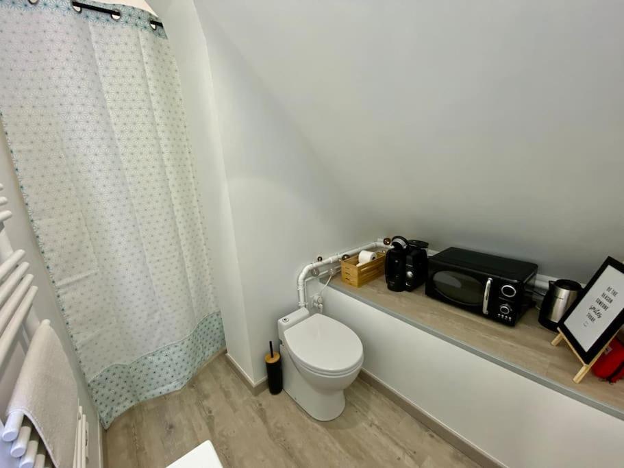 באיו Bed In The City - Appart'Hotel - Historical Center מראה חיצוני תמונה