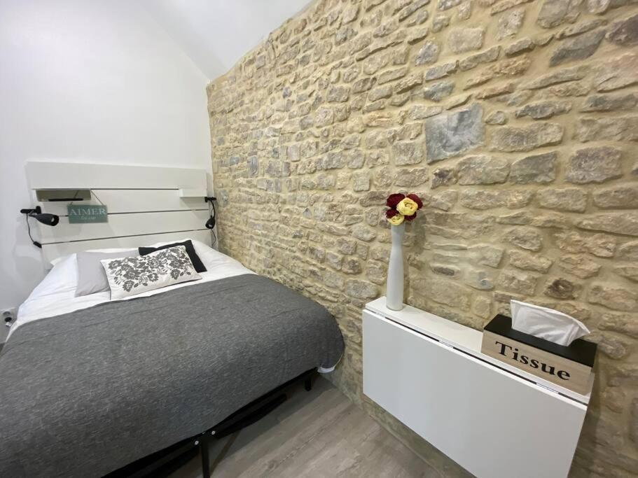 באיו Bed In The City - Appart'Hotel - Historical Center מראה חיצוני תמונה